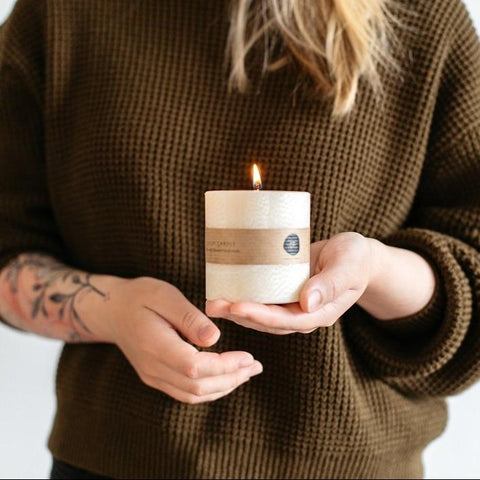 Scented palm wax candle "Lucky WHITE"