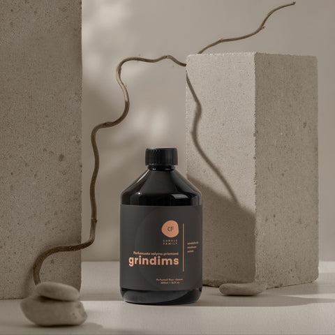 Parfumuota grindų plovimo priemonė 500 ml