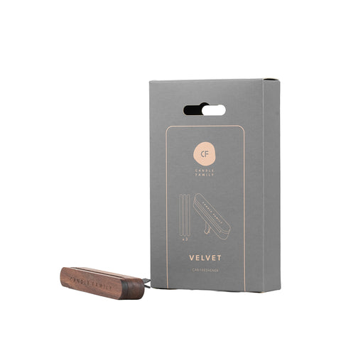 Automobilio kvapas į groteles su papildymu