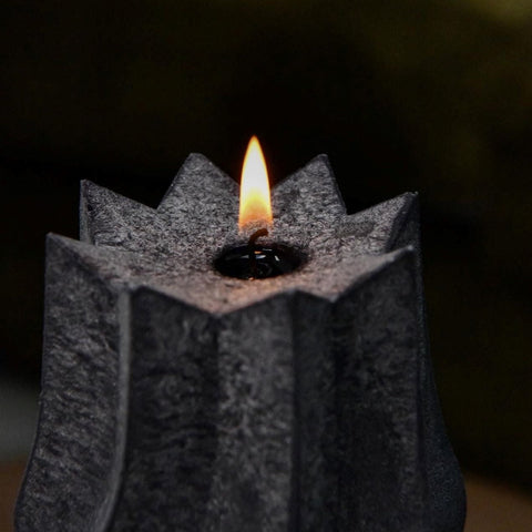 Anthracite-colored candle "King Žygymantas Augustus"